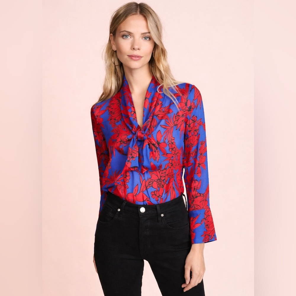 Alice & Olivia Size XS Tie-Neck Floral Satin Blouse in Blue & Red